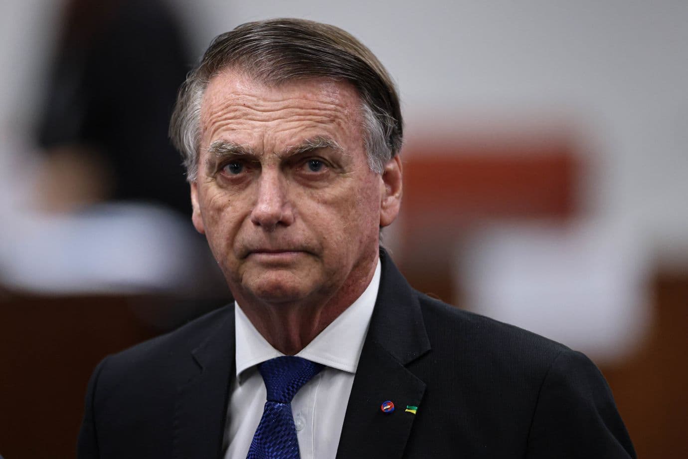 Bolsonaro é internado em UTI em Brasília com broncopneumonia bacteriana bilateral