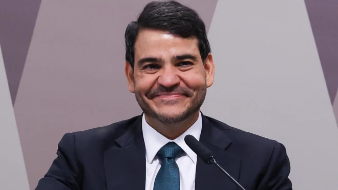 Senado rejeita Jorge Messias ao STF e impõe derrota histórica ao governo Lula